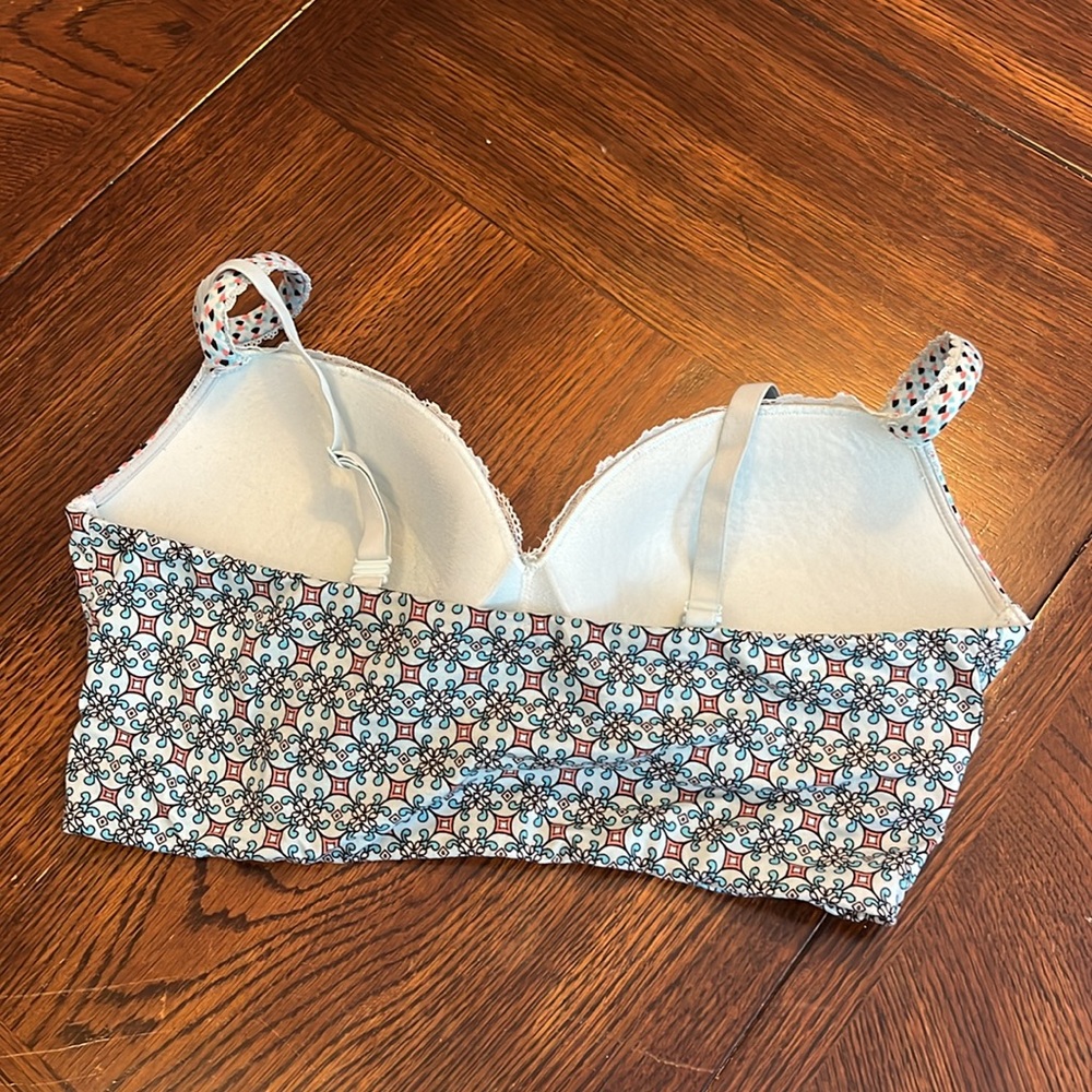 Victoria’s Secret bra - Picture 2 of 4